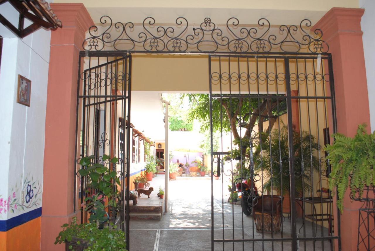 La Hacienda Tlaquepaque Ξενοδοχείο Εξωτερικό φωτογραφία